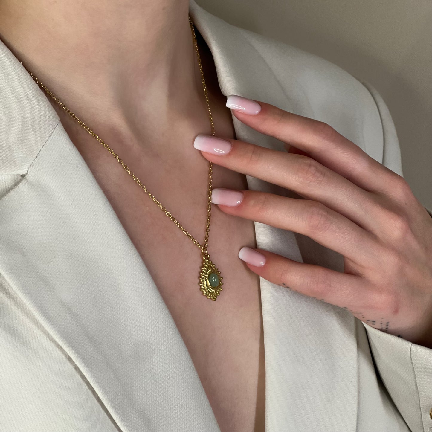 collier gloria aventurine verte doré