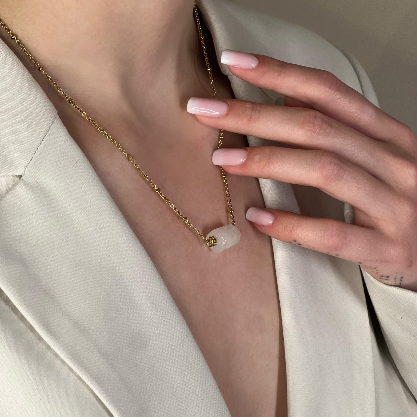 collier cléa quartz rose doré