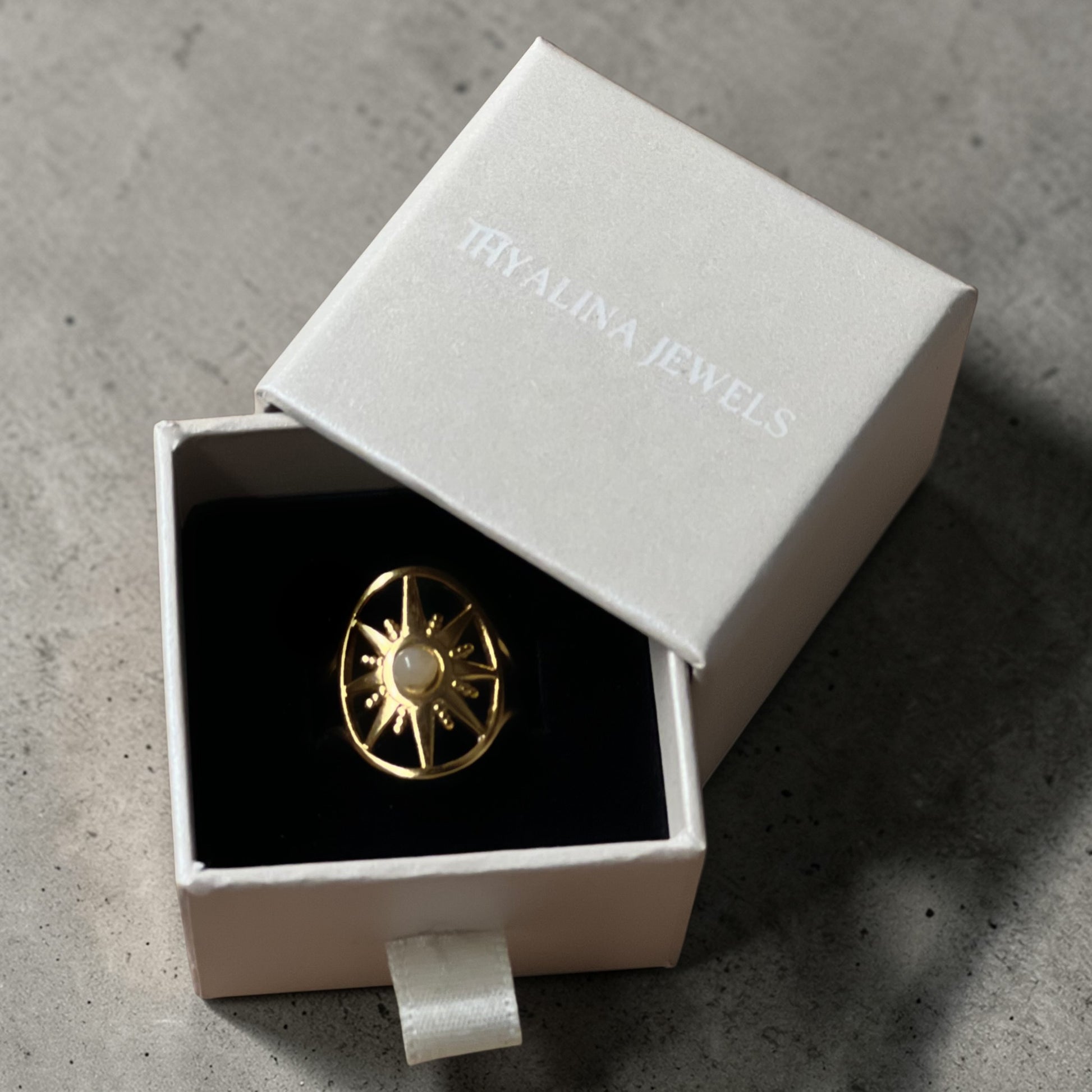 bague nova labradorite doré