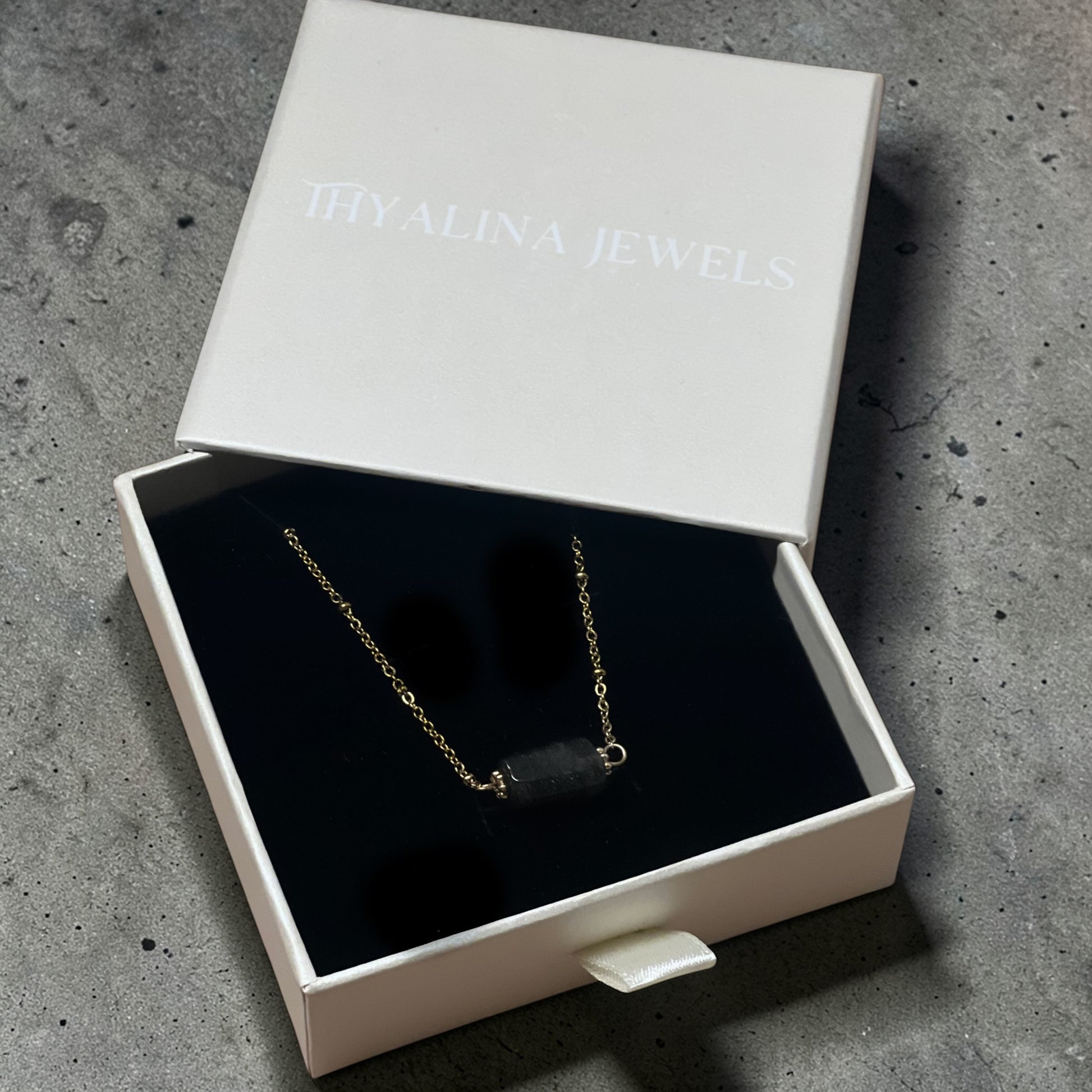 collier cléa labradorite doré