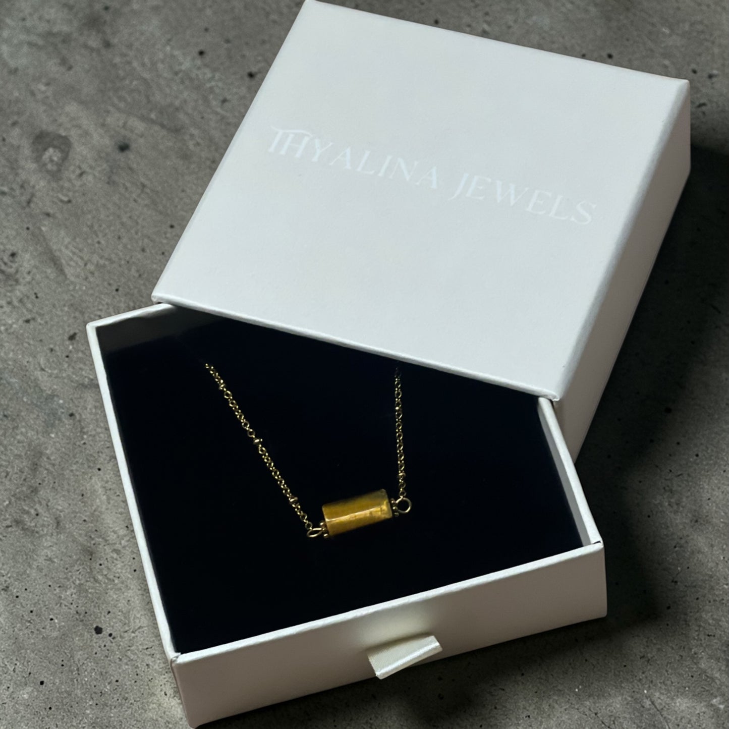 collier cléa oeil de tigre doré