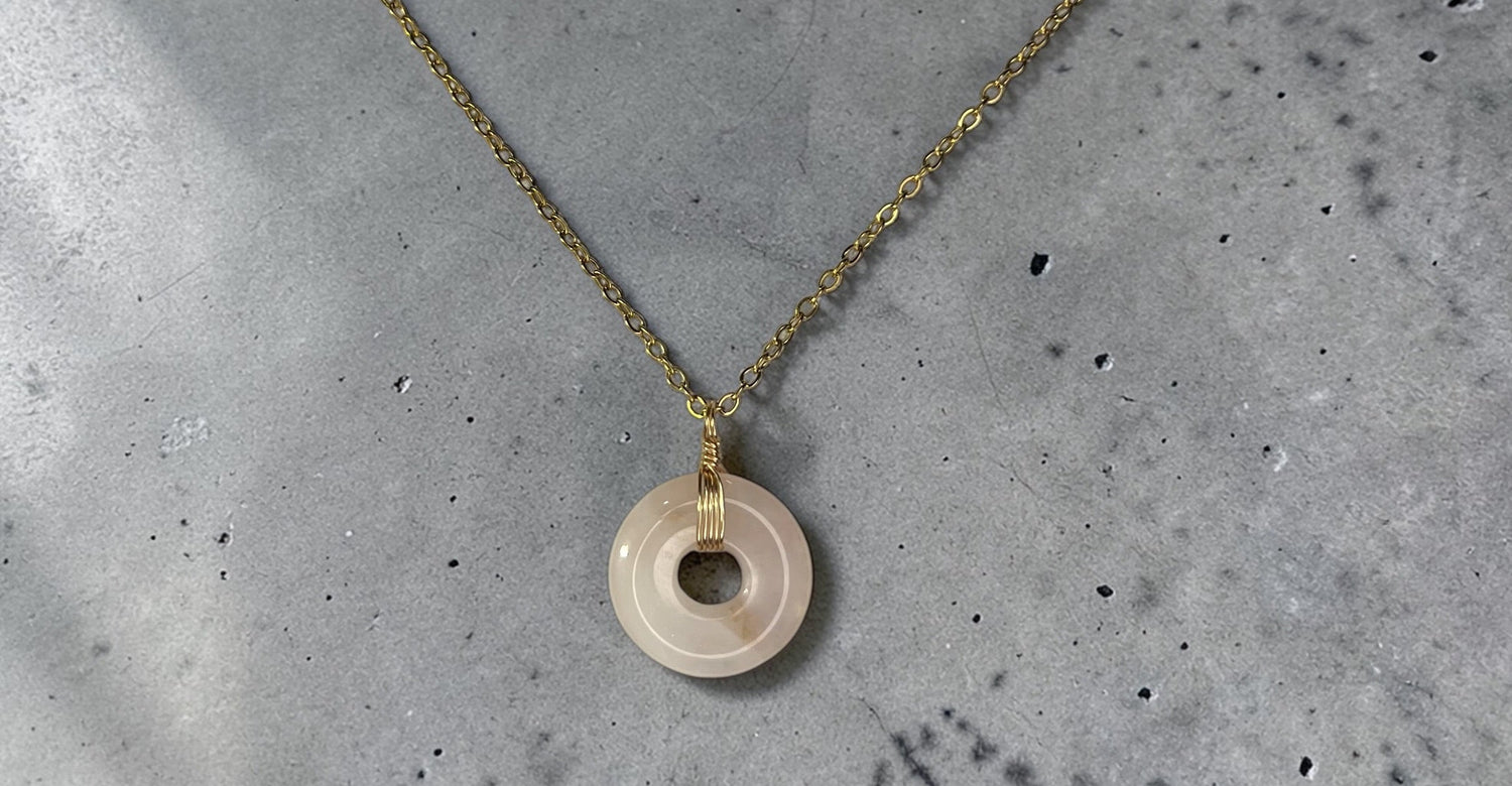 collier sarah quartz rose